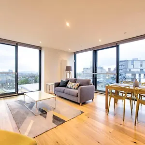 Guestready - Stylish Floor Apt In The Centre Edinburgh